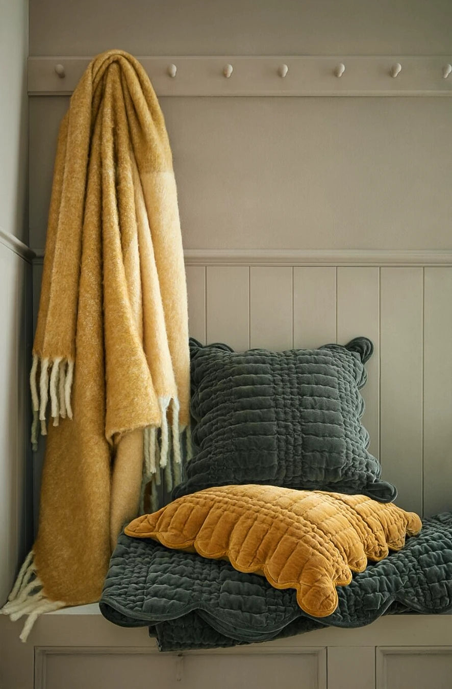 Cuvertură Bronwen Ochre Yellow 130 x 170 cm