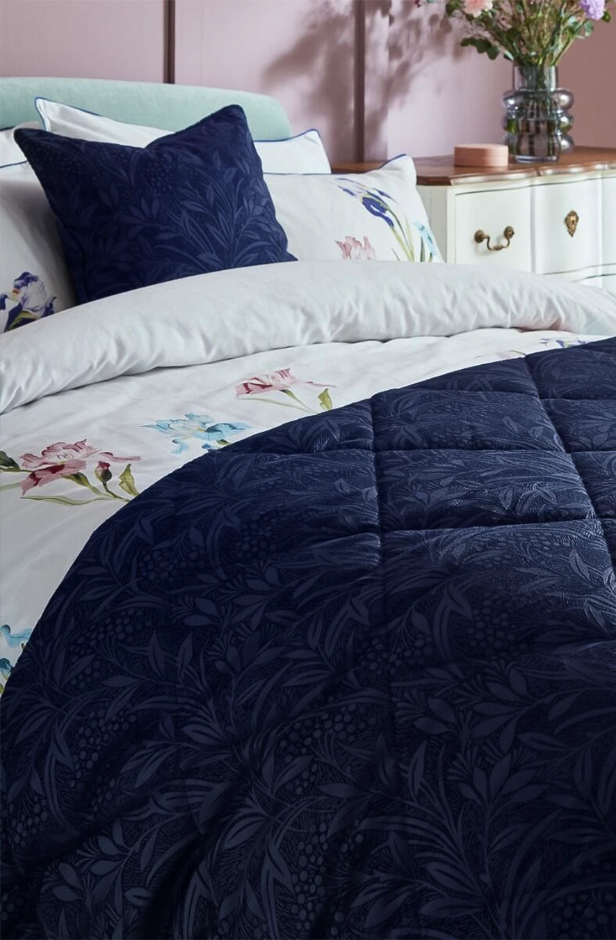 Cuvertură matlasată Barley Embossed Midnight Navy 235 x 235 cm