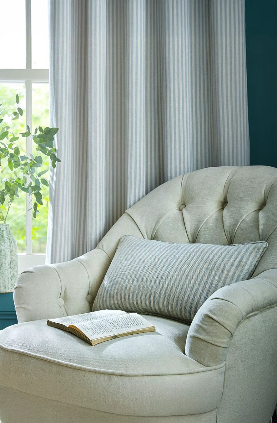 Pernă decorativă Cornish Chenille Stripe Slate Blue 30 x 50 cm