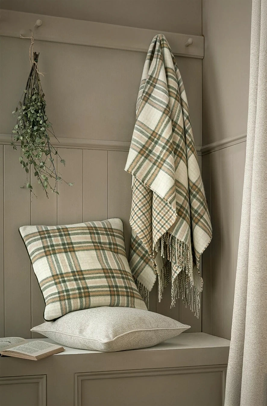 Pernă decorativă Padbury Check Olive 45 x 45 cm